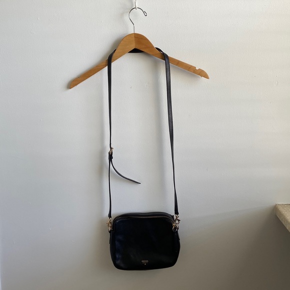 Fossil Handbags - Fossil Black Leather Crossbody Bag Small Double Zipper Adjustable Strap Casual